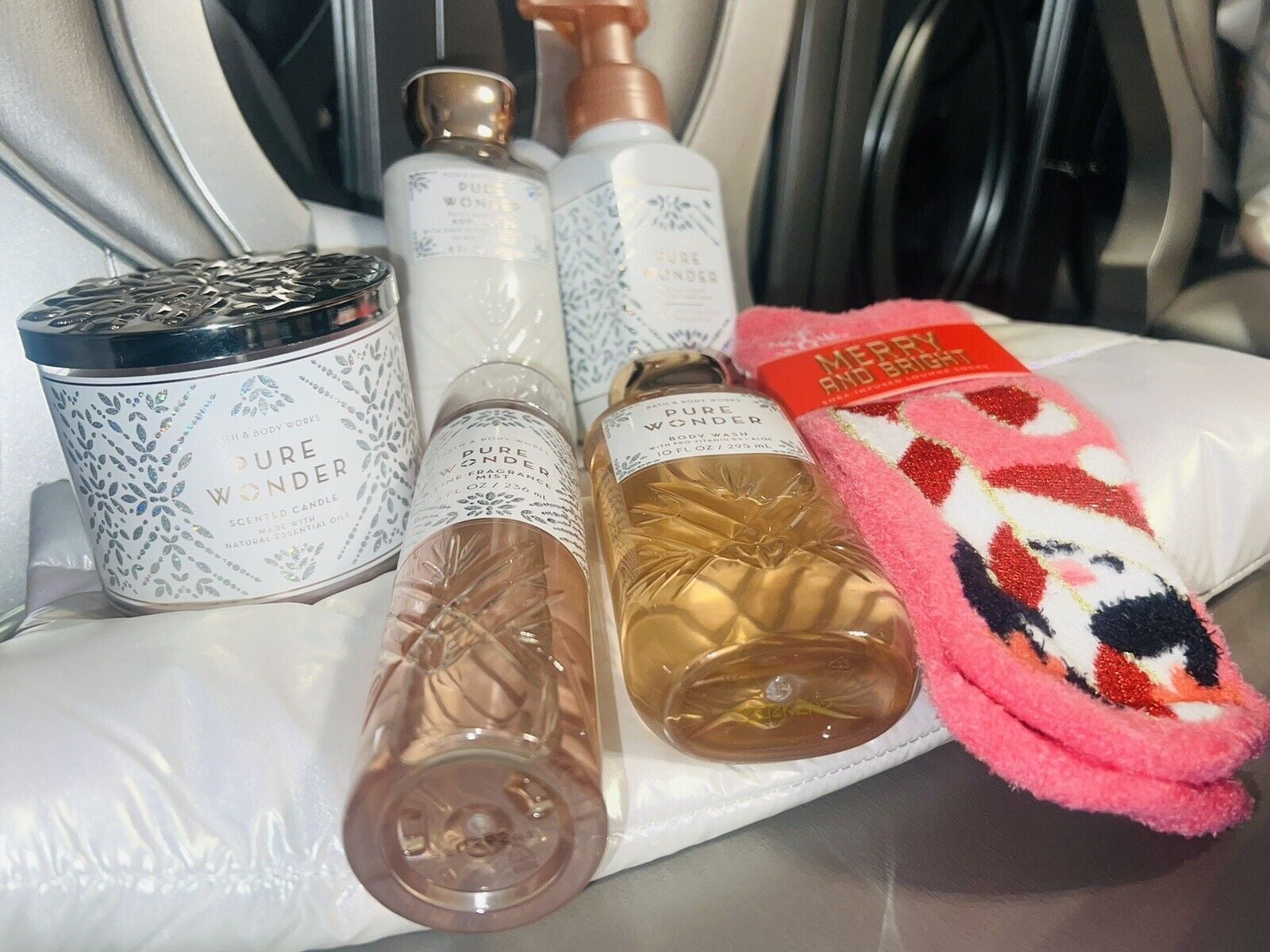 Bath & Body Works Perfumed Pure Wonder 7 Piece Gift Set for Women