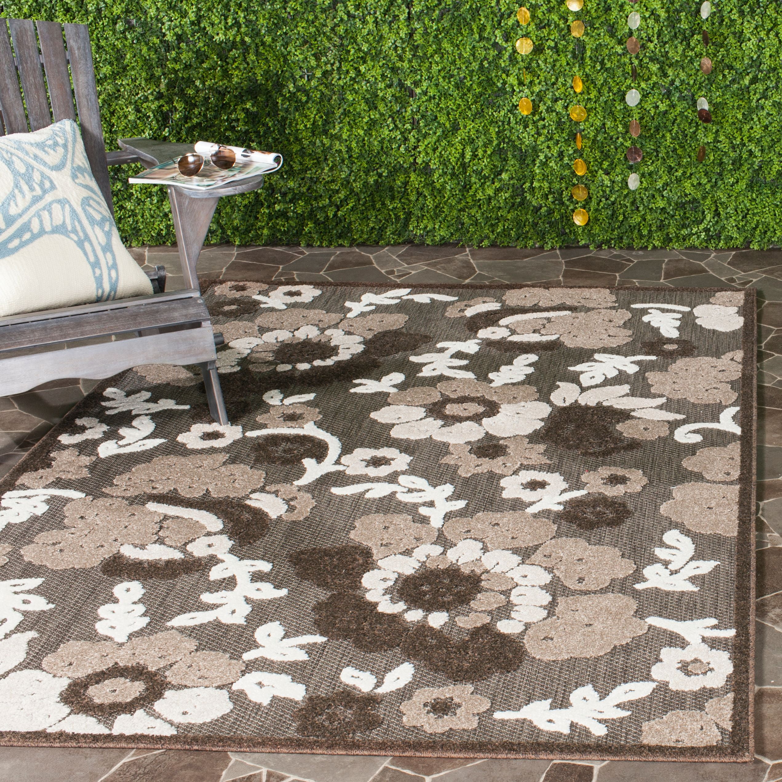 Safavieh Cottage Savannah Floral Indoor/Outdoor Area Rug