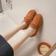 thumbnail image 5 of Zapatos de mujer con lazo acolchado de algodón, otoño e invierno, tacón bajo, suela suave, talla grande 41-43, zapatos de mamá planos cálidos con forro polar, 5 of 5