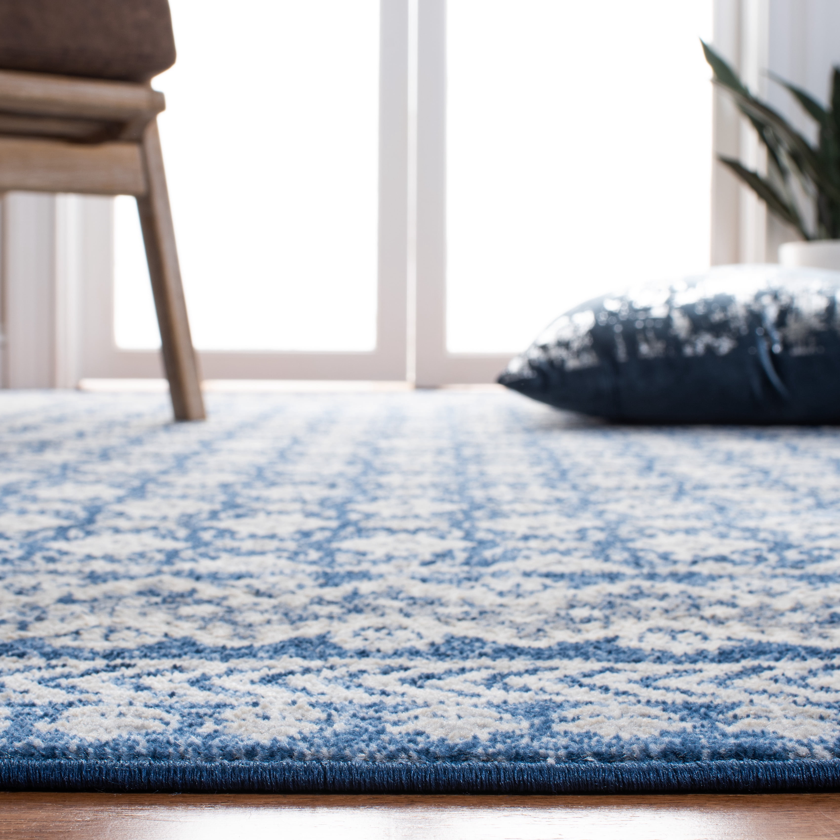 SAFAVIEH Brentwood Dory Geometric Area Rug, Navy/Beige, 10' x 13'