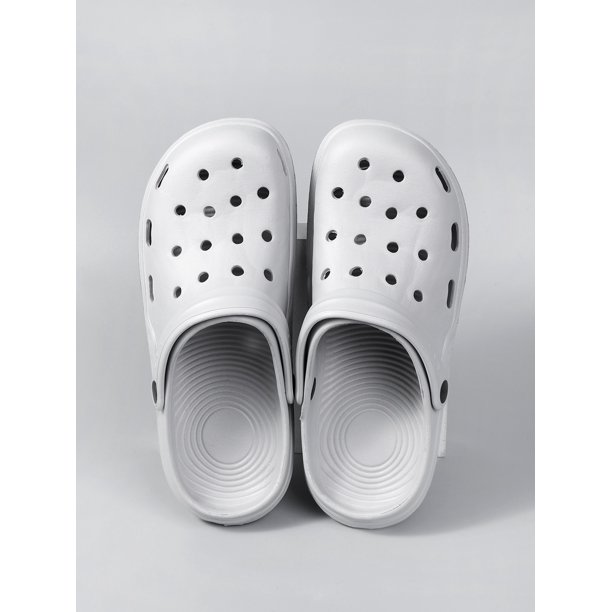Hollow dual-use breathable hole shoes fashion hole shoes