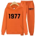 thumbnail image 5 of Conjunto de dos piezas con capucha de 1977 para hombre y mujer, marca de moda, sudaderas con capucha y pantalones holgados de lana de alta calidad para otoño e invierno, 5 of 5