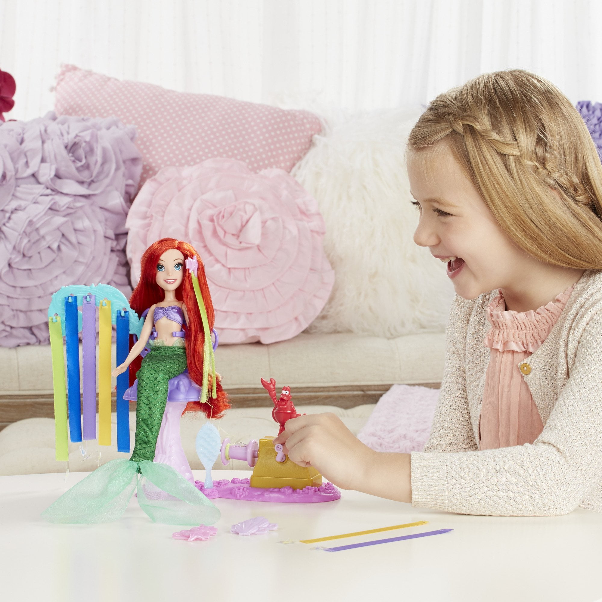 ariel's royal ribbon salon