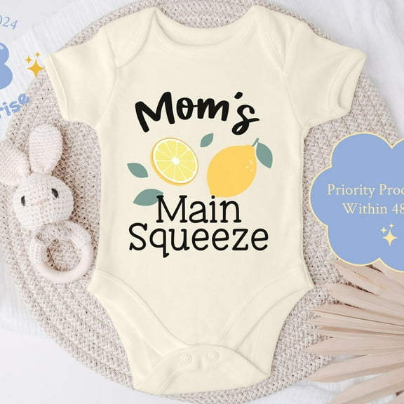 Mom'S Main Squeeze Lemon Baby Onesie, Cute Citrus Bodysuit For Spring & Summer, Infant Outfit Cute Baby Onesie, BABY BODYSUIT LAT 4424