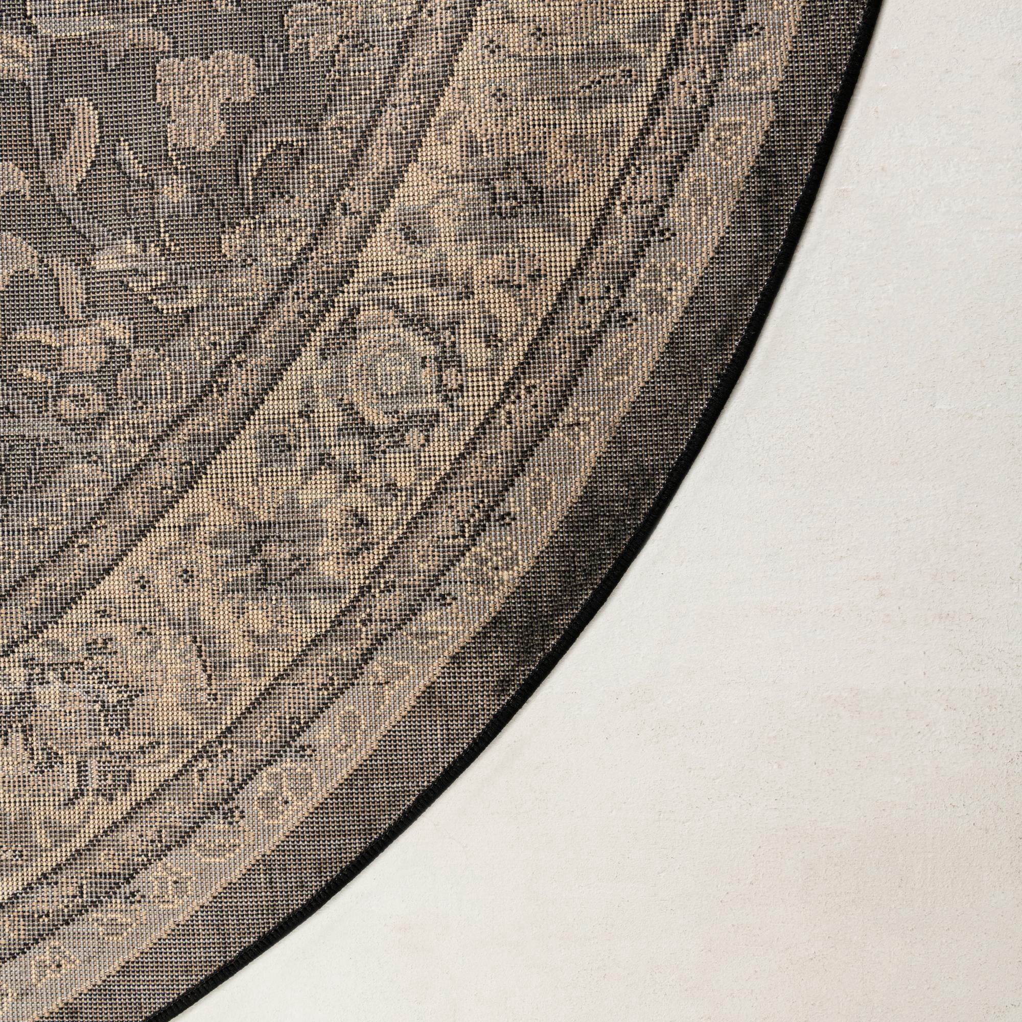 Rugs.com Yasmin Collection Rug – 8 Ft Round Black Medium Rug Perfect For Kitchens, Dining Rooms