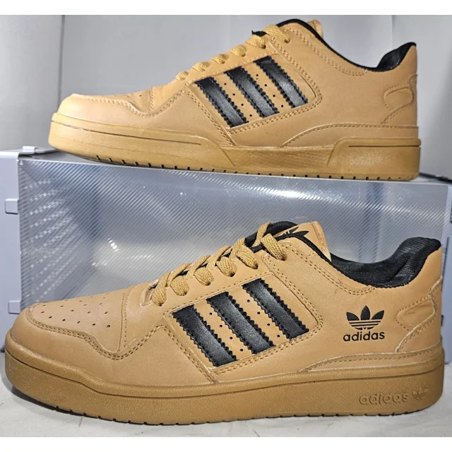 Adi - das Men's Running Low Cut Causual Brown/Black Sneakers Size 8 With Flaws