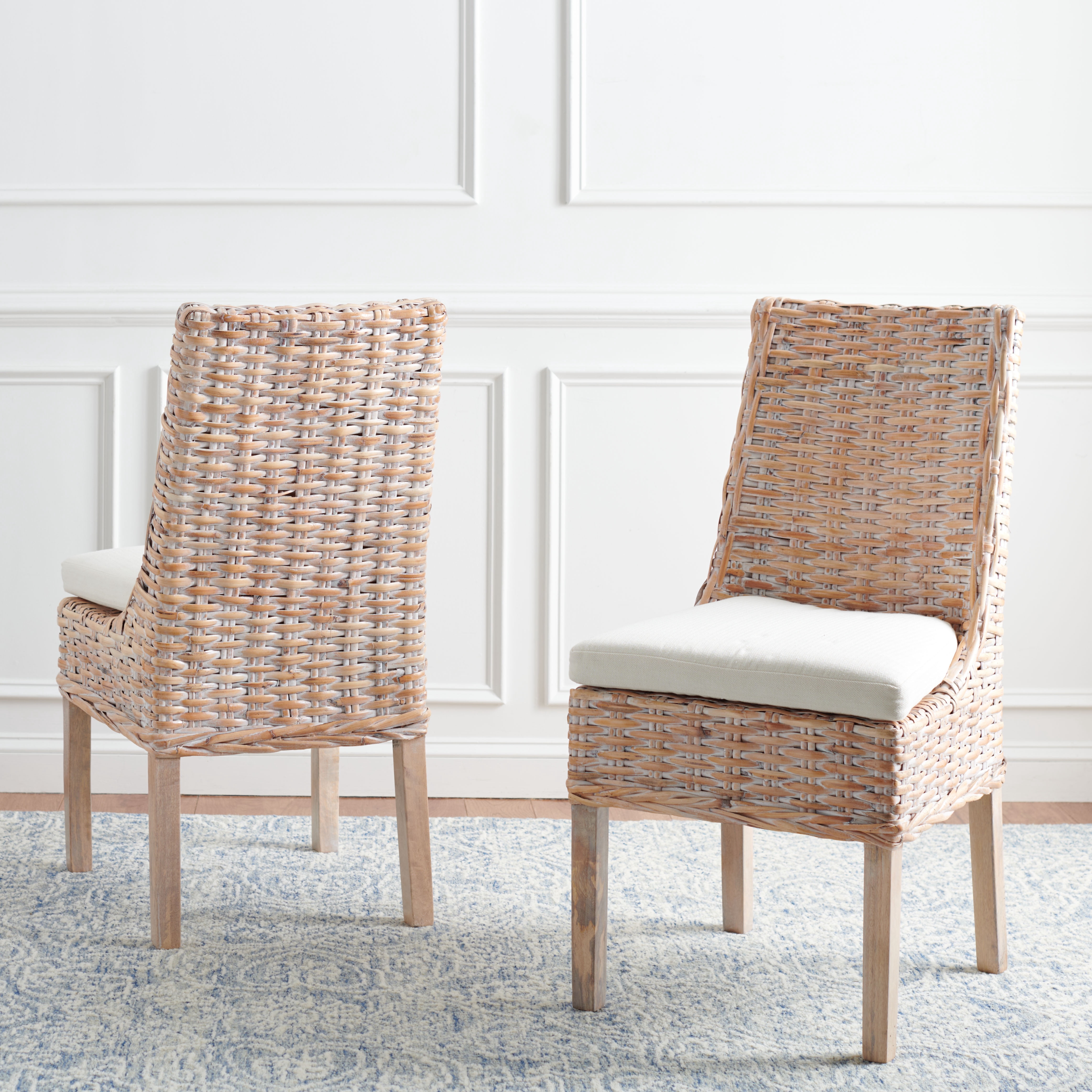 SAFAVIEH Suncoast Classic Rattan Solid Dining Parsons Chair, Natural/White Wash (Set of 2)