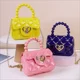 thumbnail image 2 of Bolso bandolera pequeño de piel sintética con asa de cadena y perlas de color caramelo para niños, bolso bandolera pequeño con forma de corazón para mujer, regalo, 2 of 5