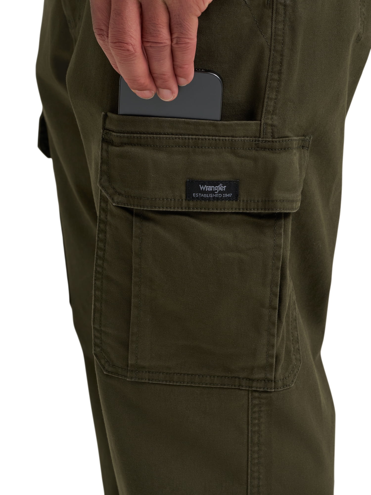 Wrangler Men's and Big Men's Relaxed Fit Cargo Pants With Stretch