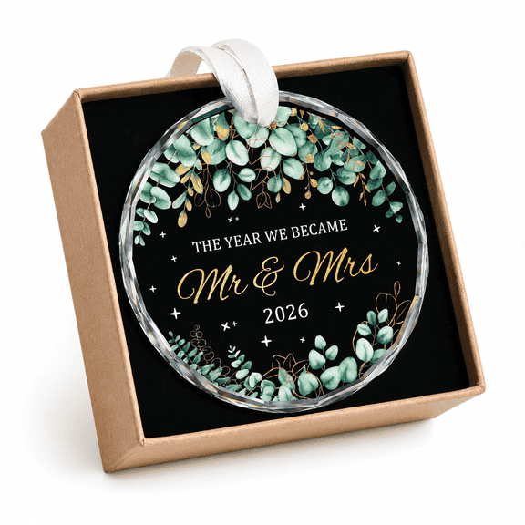 Homivra Wedding Gifts for Couples 2026, Premium Crystal Glass First Christmas Married Ornament,  Just Married Bridal Shower Decor, Unique Keepsake Present for Bride & Gr