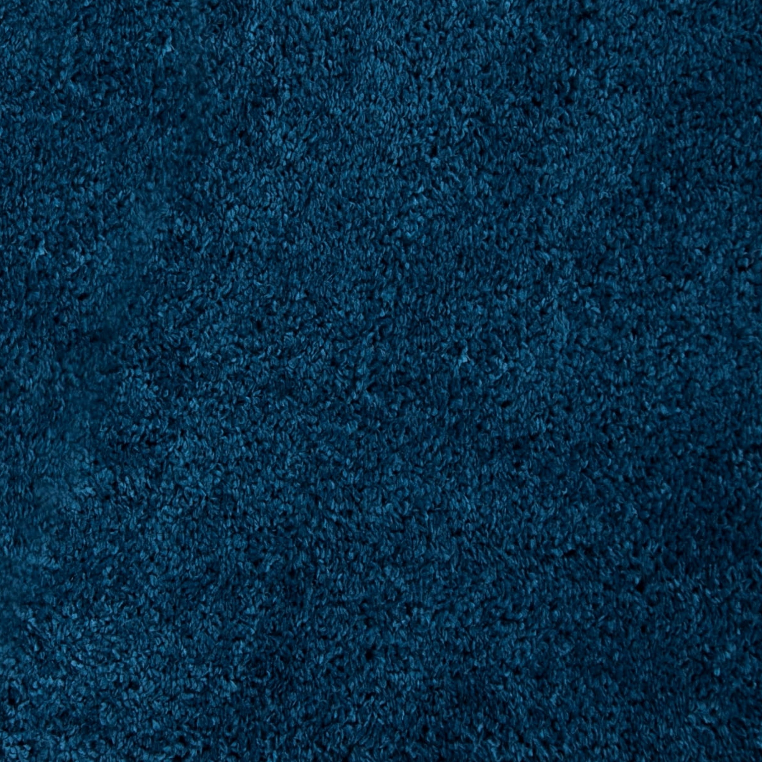 SAFAVIEH Fontana Jamie Solid Plush Shag Area Rug, Blue, 6'7" x 6'7" Round