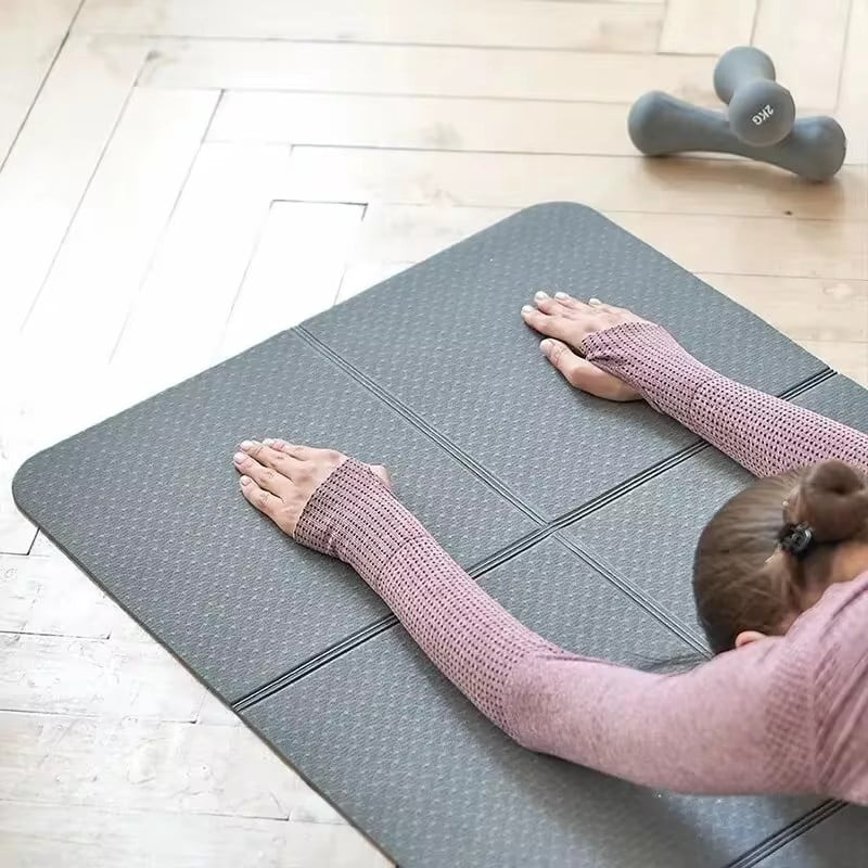 CHUNYAN Foldable Yoga Mat Eco Friendly Folding Travel Fitness Exercise Mat Double Sided Non-Slip For Yoga Pilates & Floor Workouts
