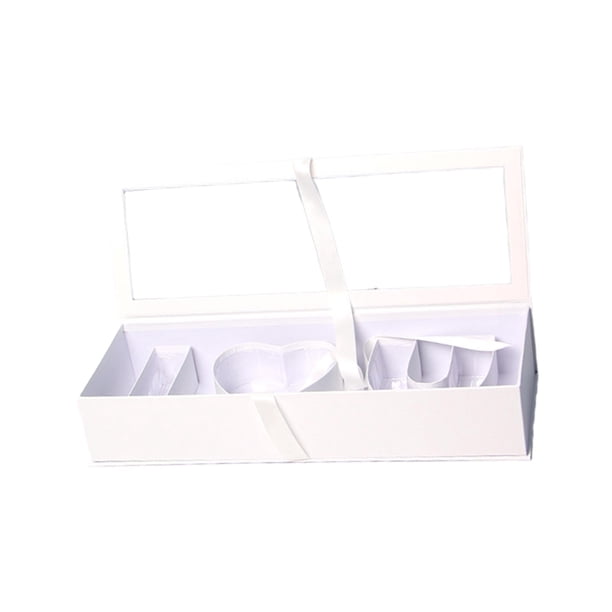 Recipiente vacío de cartón con la inscripción "Love U" para regalo floral, decoración del Día de la Madre, bombones y dulces. Blanco