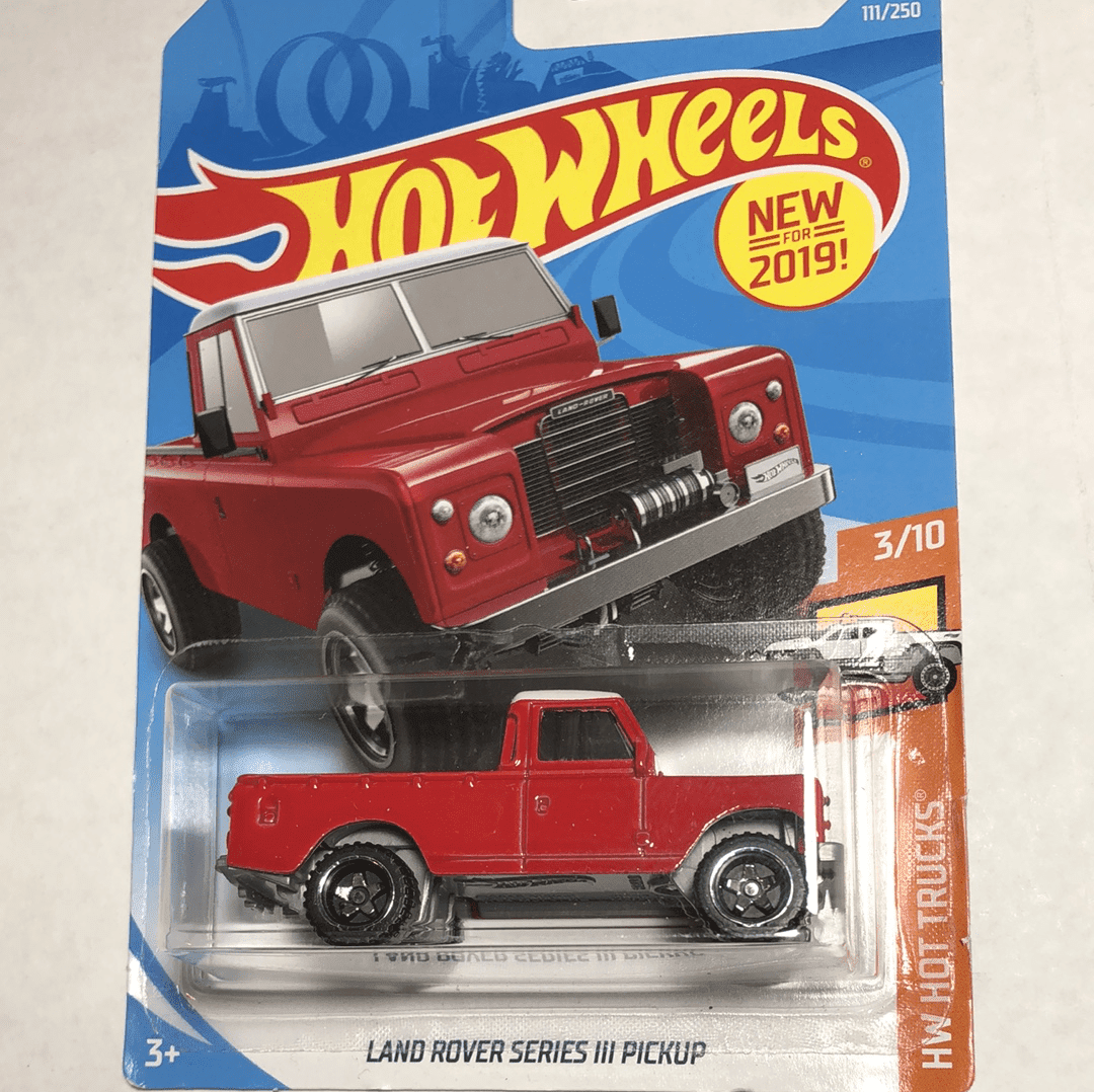 HOT WHEELS 2019 111/250 LAND ROVER SERIES III PICKUP NEW ON CARD 