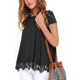 thumbnail image 3 of Camiseta de mujer Jumpingount Color sólido Suelta Top básico Encaje Dobladillo hueco Manga corta Blusa de cuello Negro AP003619-02, 3 of 6