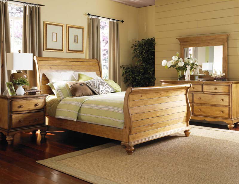 Hillsdale Hamptons 5 Piece Sleigh Bedroom Set in Weathered Pine ...