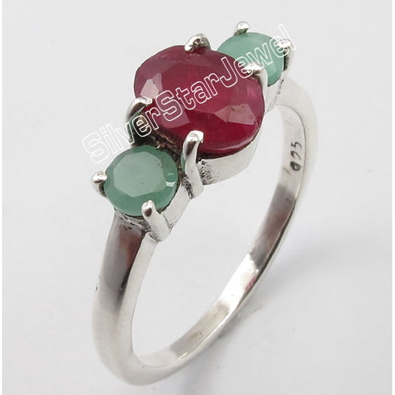 .925 Pure Silver Sparkling Emerald & Ruby Cut Stones Nice 4 Prong Ring Size 5