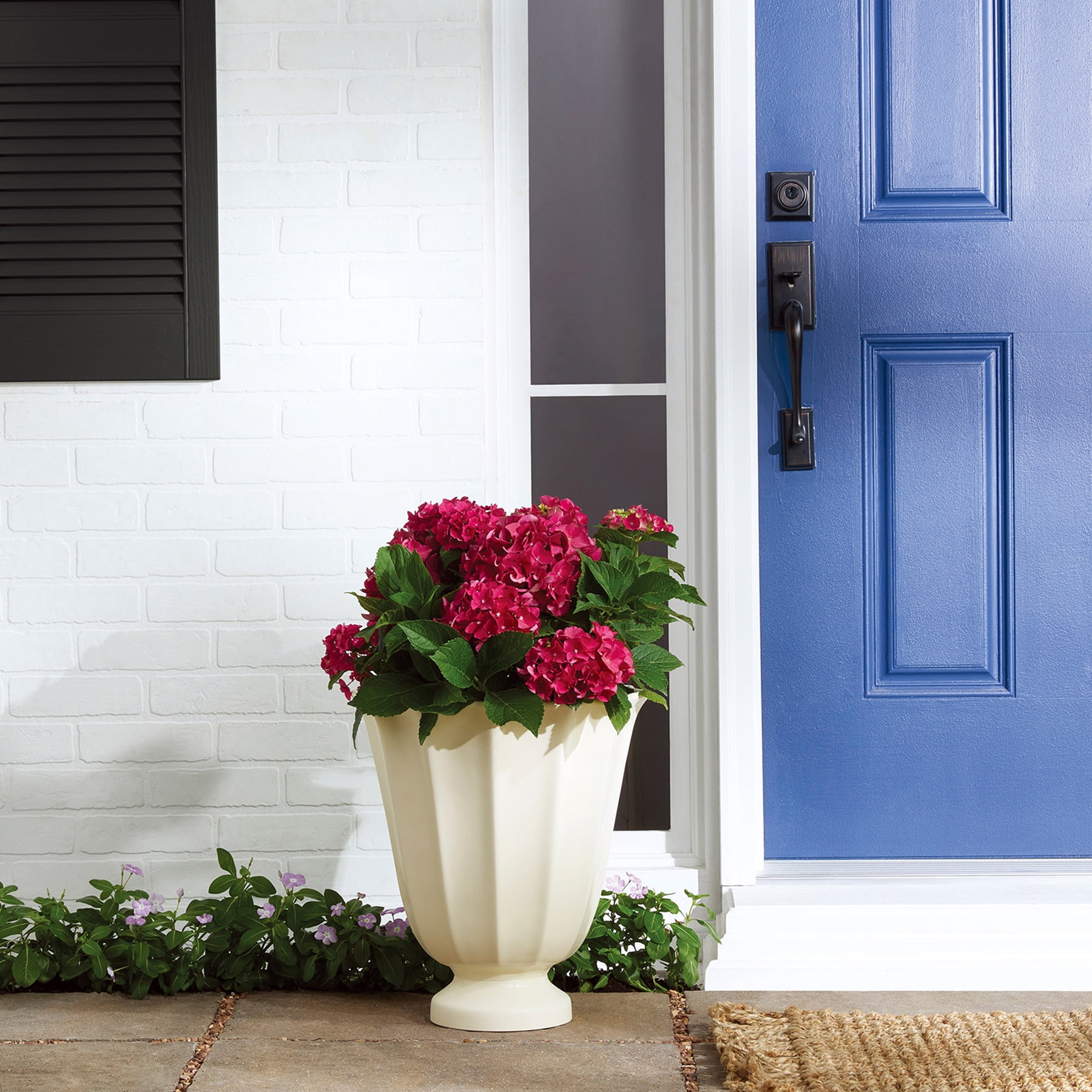 Mainstays Charlotte 16" x 16" x 17.5" Tall Round Vanilla Dream 100% Recycled Resin Planter Urn