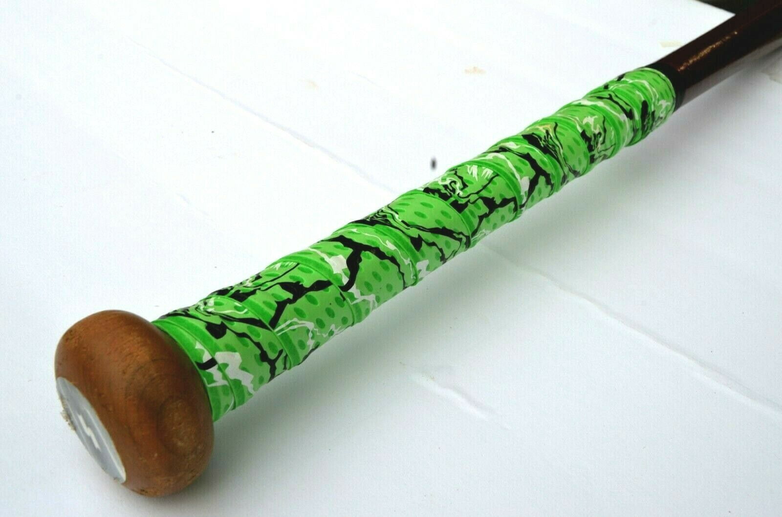 Baseball Bat Grip Tape Grip & Rip Cushioned Softball 1.10mm Grip Tape (Green Marble)