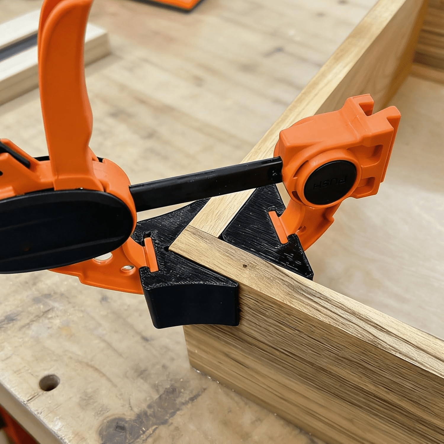 90 Degree Clamp Adapter Compatible with Jorgensen EZ-Hold Trigger Clamps, Right Angle Squeeze Clamp Attachment for Miter Alignment and Drawer Box Assembly (2Pcs)