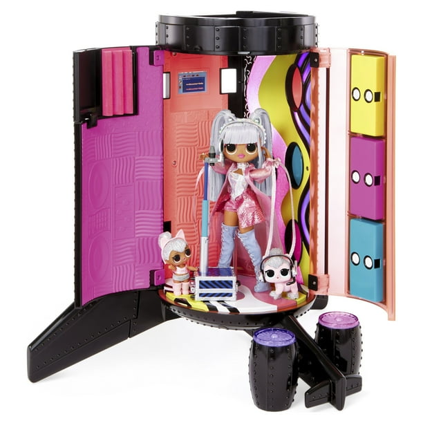 LOL Surprise OMG Remix: 4-in-1 Plane Playset with Music Studio, 50