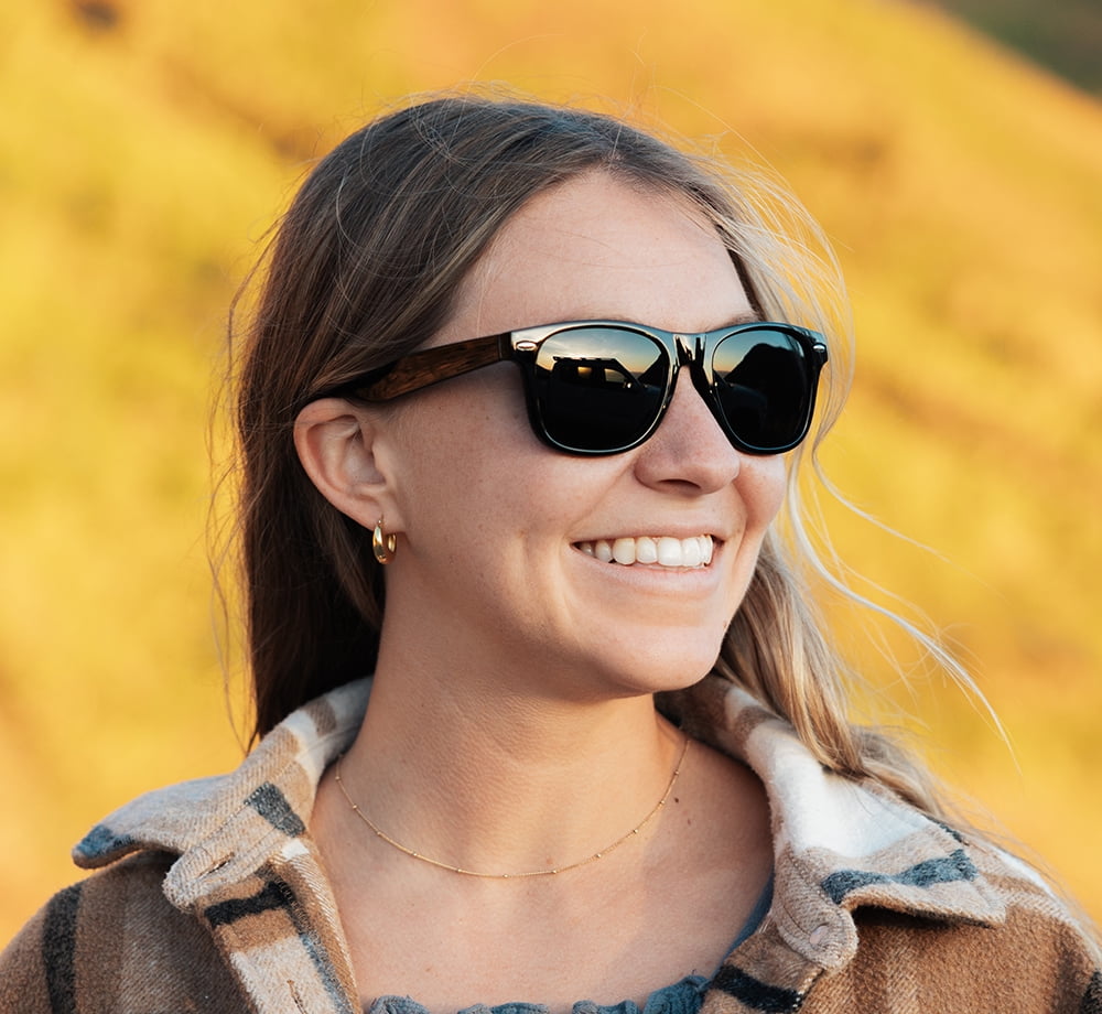 NICK Super Dark UV400 Sunglasses for Men & Women – Glossy Black Round Frame, Migraine & Light Sensitivity Relief, Polycarbonate Lightweight Design with Spring Hinges