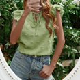 thumbnail image 3 of Top sin mangas con adornos de volantes, decoración de puntos con cordones, cuello en V, patrón liso, camisa holgada y transpirable de verano para mujer, amarillo, verde, XL, 3 of 7