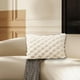 thumbnail image 3 of Funda de almohada lumbar de terciopelo con diseño de copos de nieve (30 x 50 cm) | Funda de cojín acolchada suave para sofá de oficina | Cojín de noche con cremallera oculta | Funda de almohada decor, 3 of 5