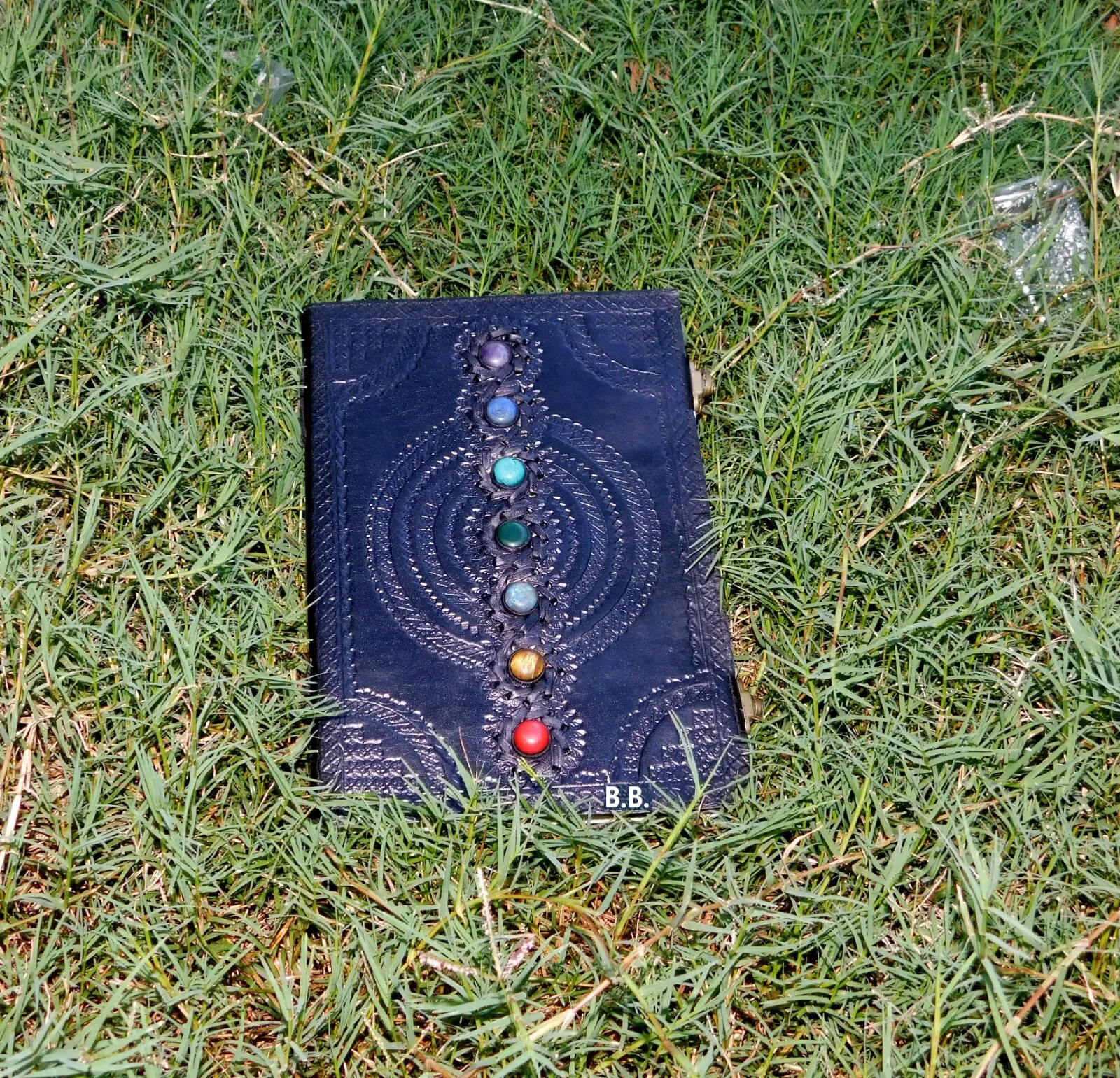 Handcrafted Embossed Design Vintage Leather Bound Journal Seven Chakra Stone Diary Blank Notebook For Men & Women