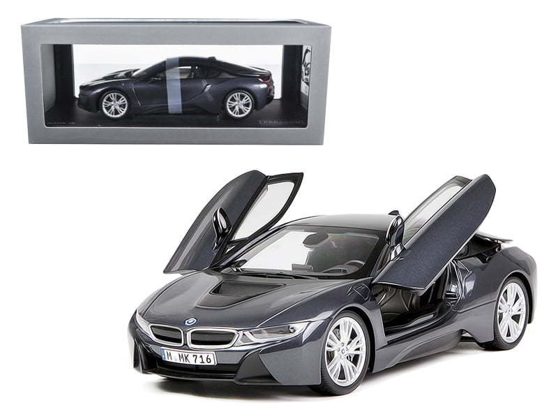 BMW i8 JAVA GREEN WITH BLACK TOP 1/18 DIECAST MODEL CAR BY PARAGON 97086 