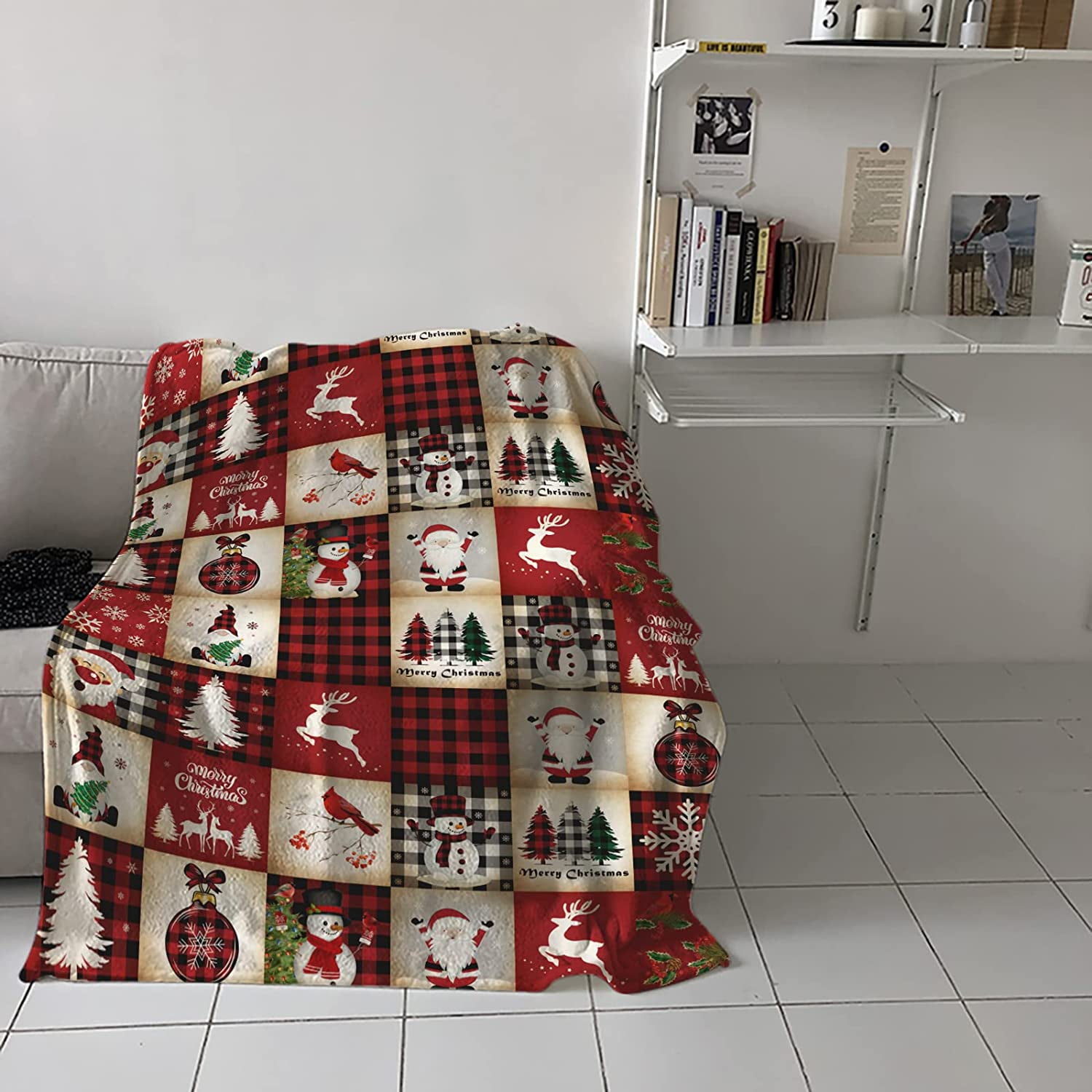 Merry Christmas Red Plaid Blanket Super Soft Flannel Fleece Throw Blankets Elk Santa Snowman Xmas Tree Plaid Blanket Lightweight Cozy Warm Fuzzy Plush Microfiber Blankets for Couch Bed Sofa 40x50inch