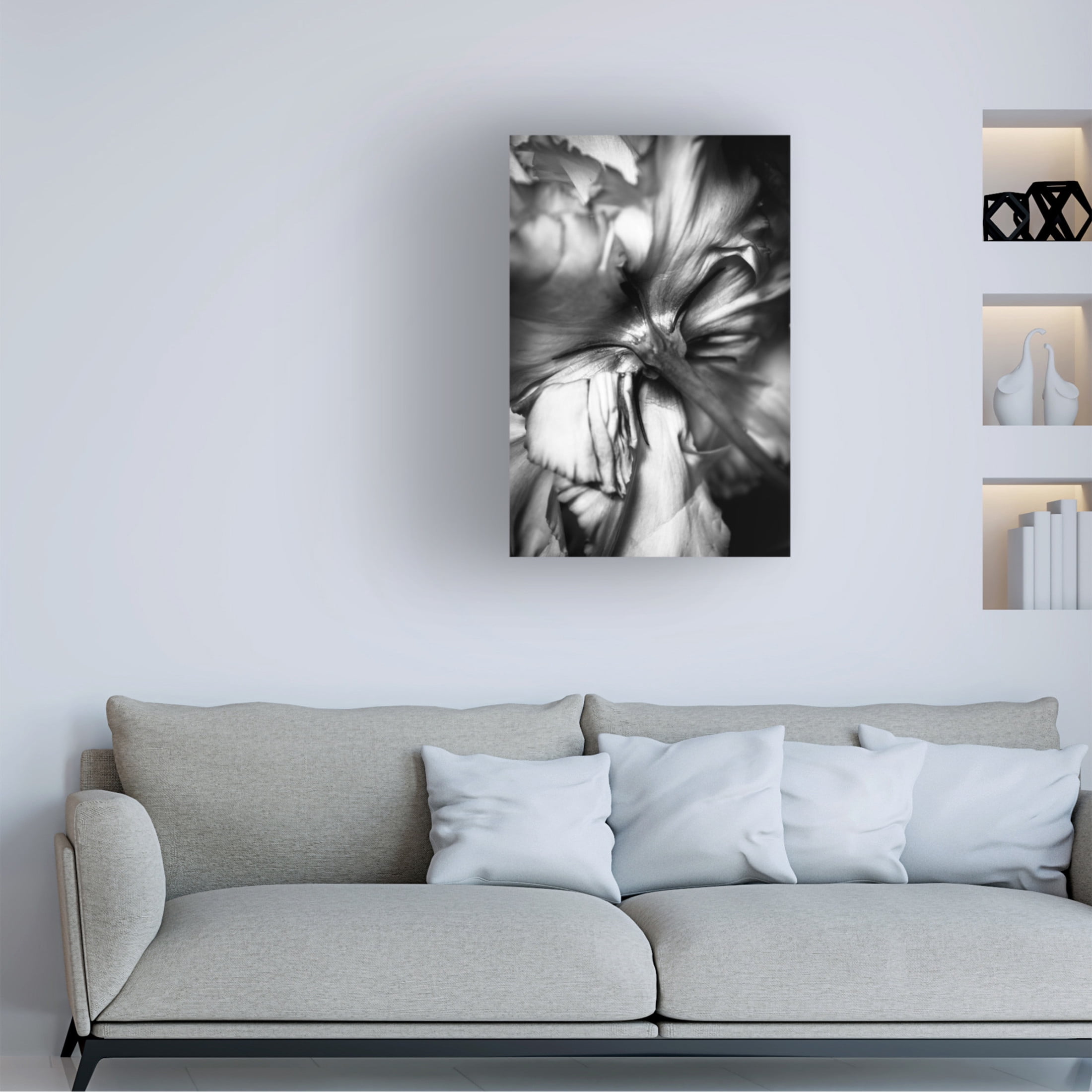 Trademark Fine Art CYAN Stella Flower Canvas Wall Art