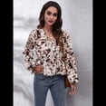 thumbnail image 4 of Blusa de Larga para Mujer, Estilo Babydoll, Ligera, de Poliéster, con Cuello en V y Mangas Abullonadas Marrón M, 4 of 10