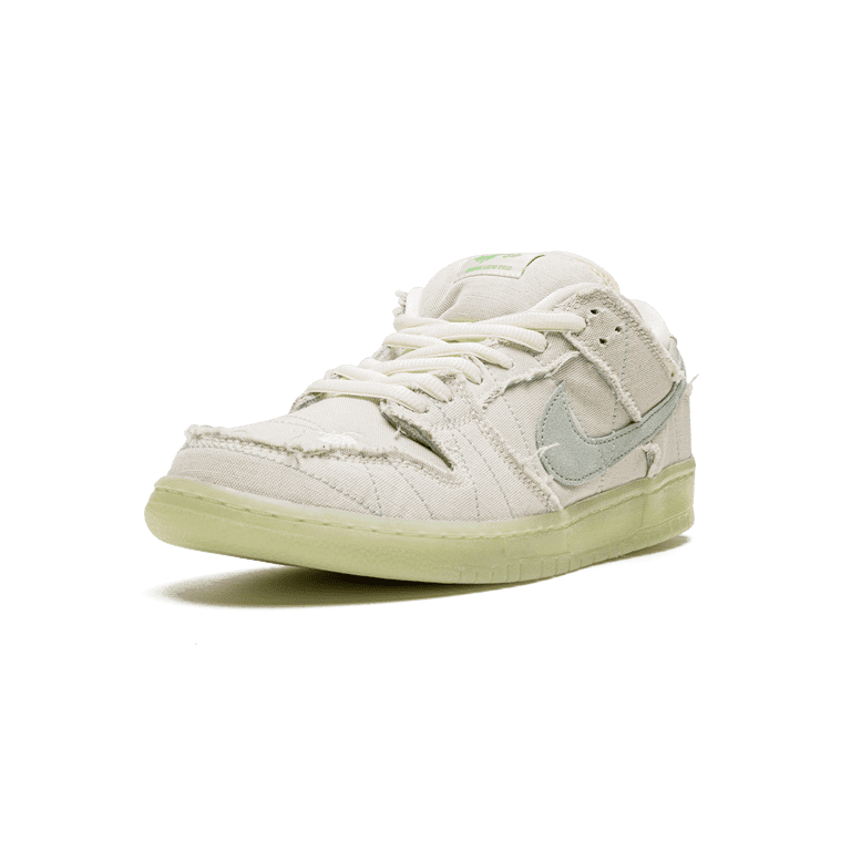 NIKE MENS SB Dunk Low 