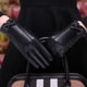 thumbnail image 4 of Guantes de invierno para mujer, pantalla táctil, escritura de de , cómodos guantes térmicos impermeables para clima frío para ciclismo Macarena Guantes de PU de invierno, 4 of 8