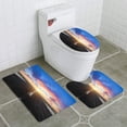 thumbnail image 1 of ABPHQTO Pista del aeropuerto en la luz del atardecer por la noche Juego de alfombras de baño de 3 piezas Alfombra de baño Alfombra de contorno y tapa de inodoro, 1 of 2