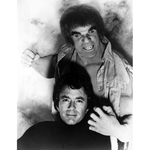 Bill Bixby and Lou Ferrigno in The Incredible Hulk Photo Print (8 x 10)