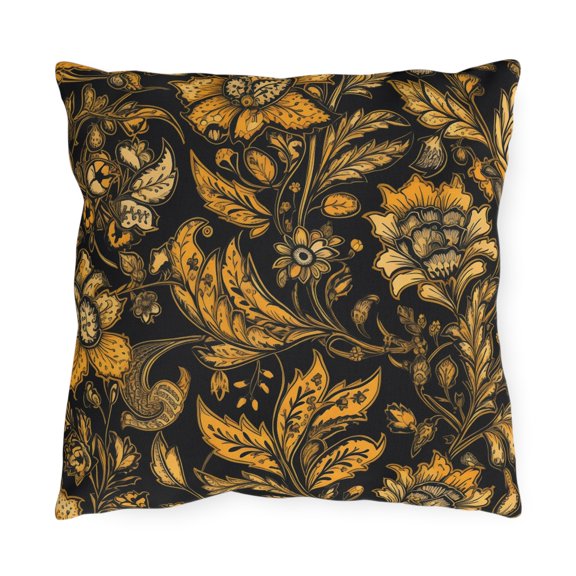 Outdoor Pillow In Jacobean Design