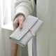 thumbnail image 4 of Cartera para mujer de piel sintética con colgante de hoja, tarjetero, organizador de chequera para teléfono, monedero con cremallera, 4 of 8