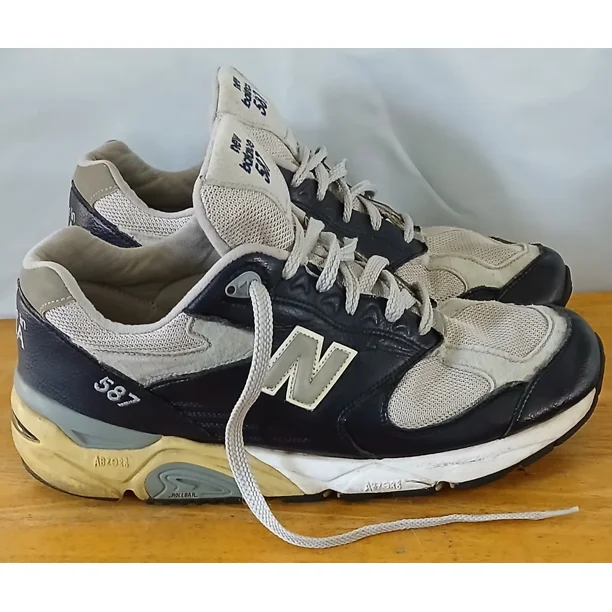 New Balance 587 M587NV Men's Running Shoes. Sz 11D Made in USA
