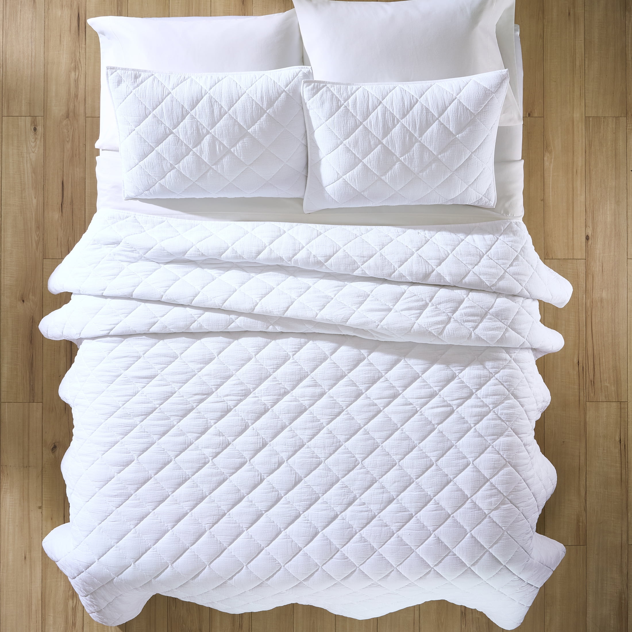 Better Homes & Gardens Diamond Gauze Quilt, White, Full/Queen