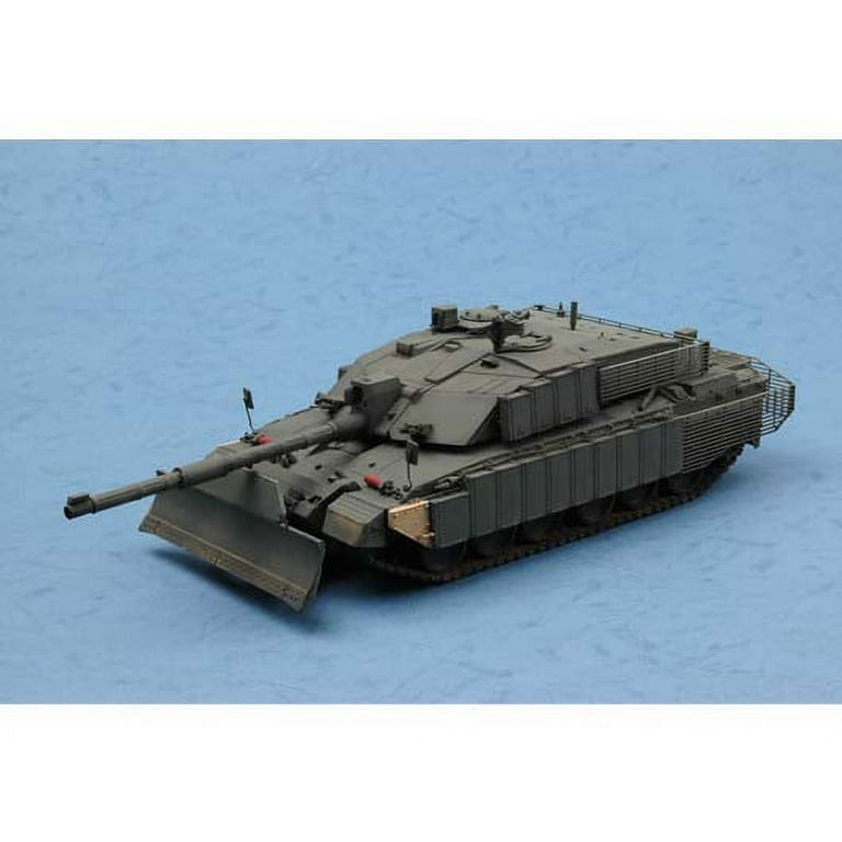 Trumpeter 1522 British Challenger II with Enhanced Armor 1/35 Scale Model  Kit 