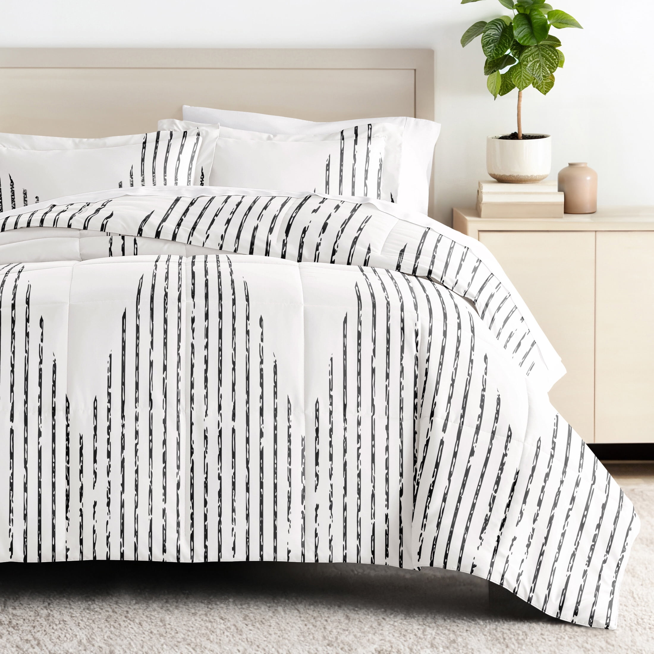 All Season Ultra Soft Comforter Set Down-Alternative Bedding in Diamond Stripe for Twin/Twin XL Size by Comfort Canopy