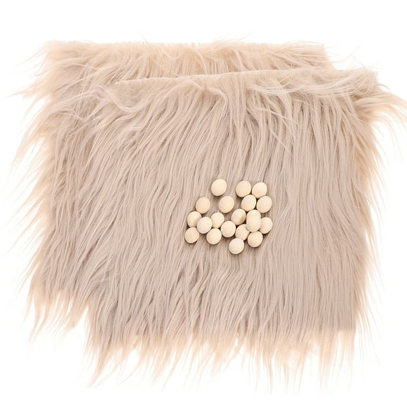 1 Set Faux Fur Square Fabric and Wooden Balls Kit for Crafts Sewing DIY Gnome Dolls