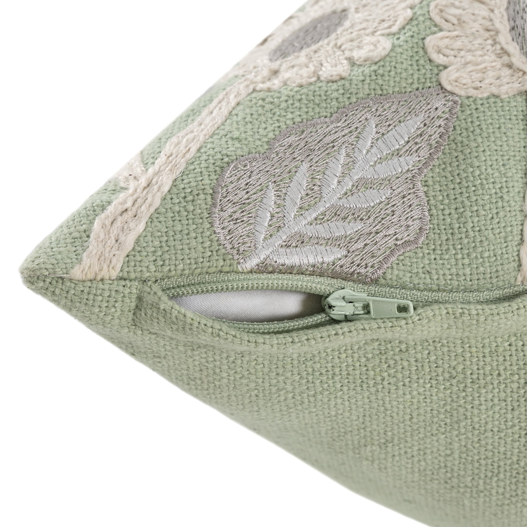 Harlow Hill Camden 24" x 24" Green/Ivory Floral Cotton Adult Decorative Throw Pillow