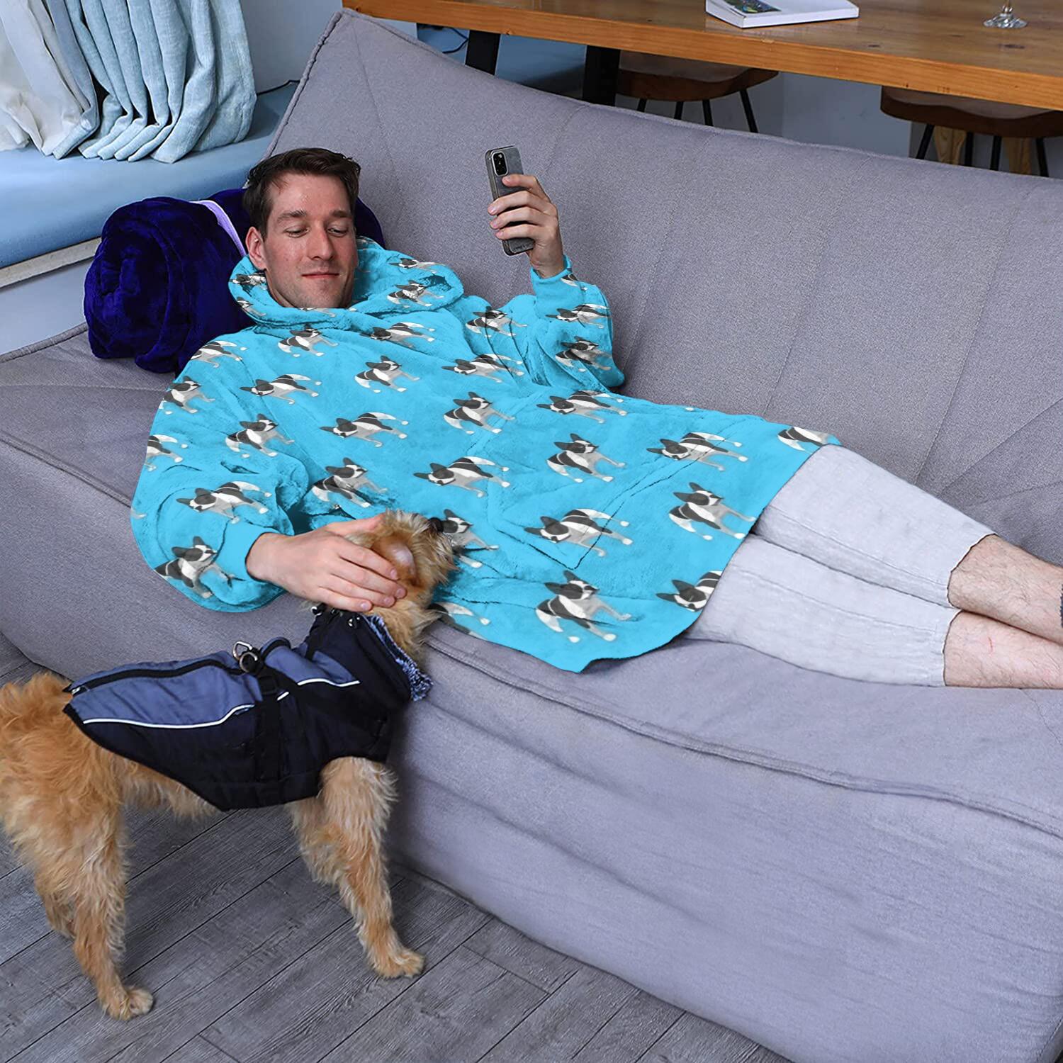 French Bulldog Wearable Oversized Blanket,Wearable Blanket Hoodie for Adults,Cozy Hooded Blankets with Super Pockets,Super Warm Fuzzy Pullover for Women & Men
