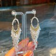 thumbnail image 3 of Pendientes nupciales de circonio cúbico, pendientes de boda colgantes hipoalergénicos para novias, pendientes de dama de honor ER, 3 of 4