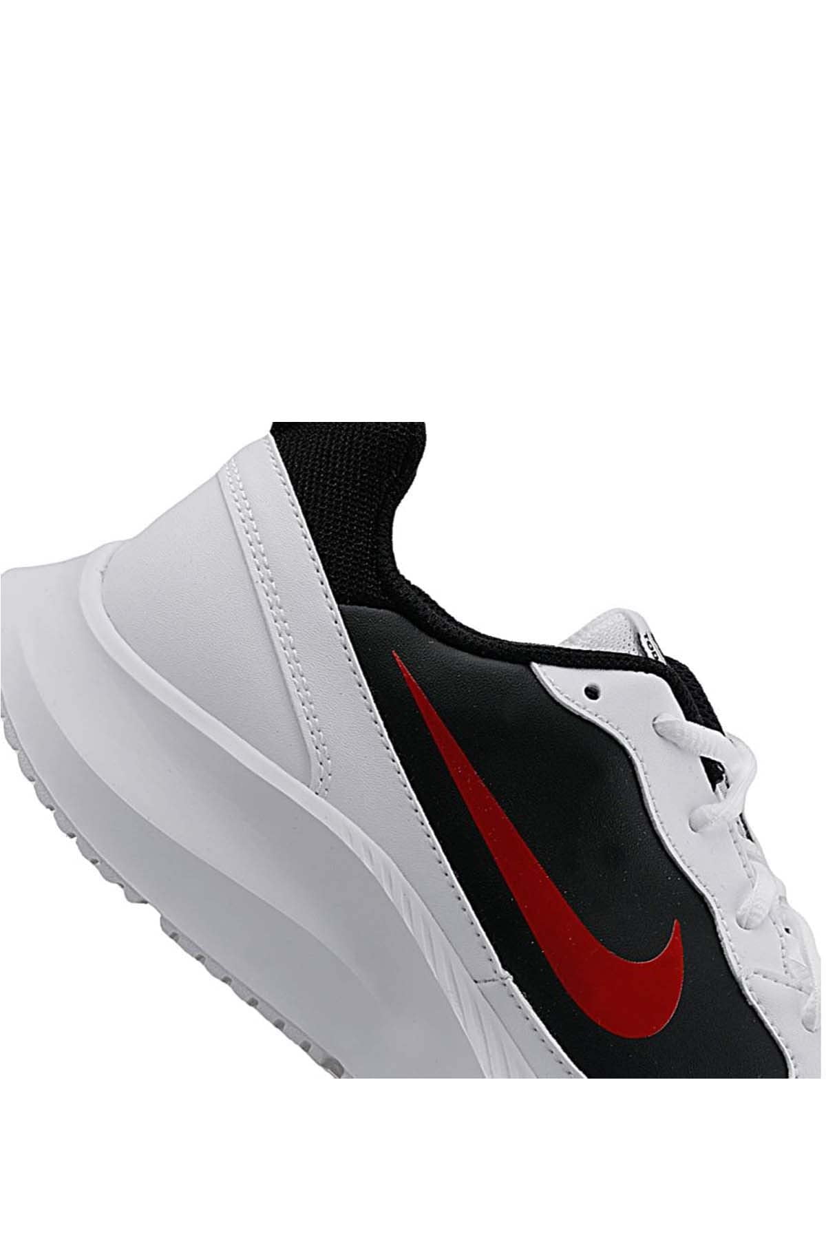 nike men's todos sneakers