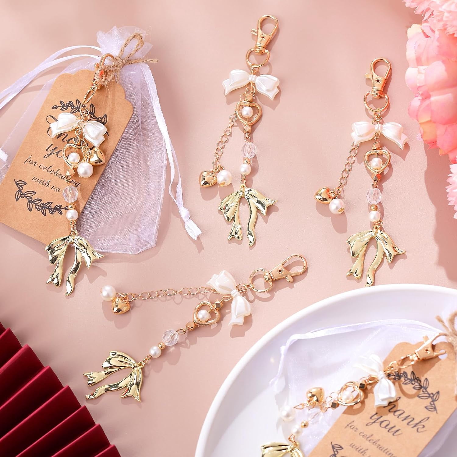 20 Set Pearl Bow Keychain Party Favor Bulk Mother's Day Keyring Charm Accessories Present Kraft Tag Organza Bag for Guest Baptism Bridal Shower Graduation Wedding Party Gift(Gold, Novel Bow)