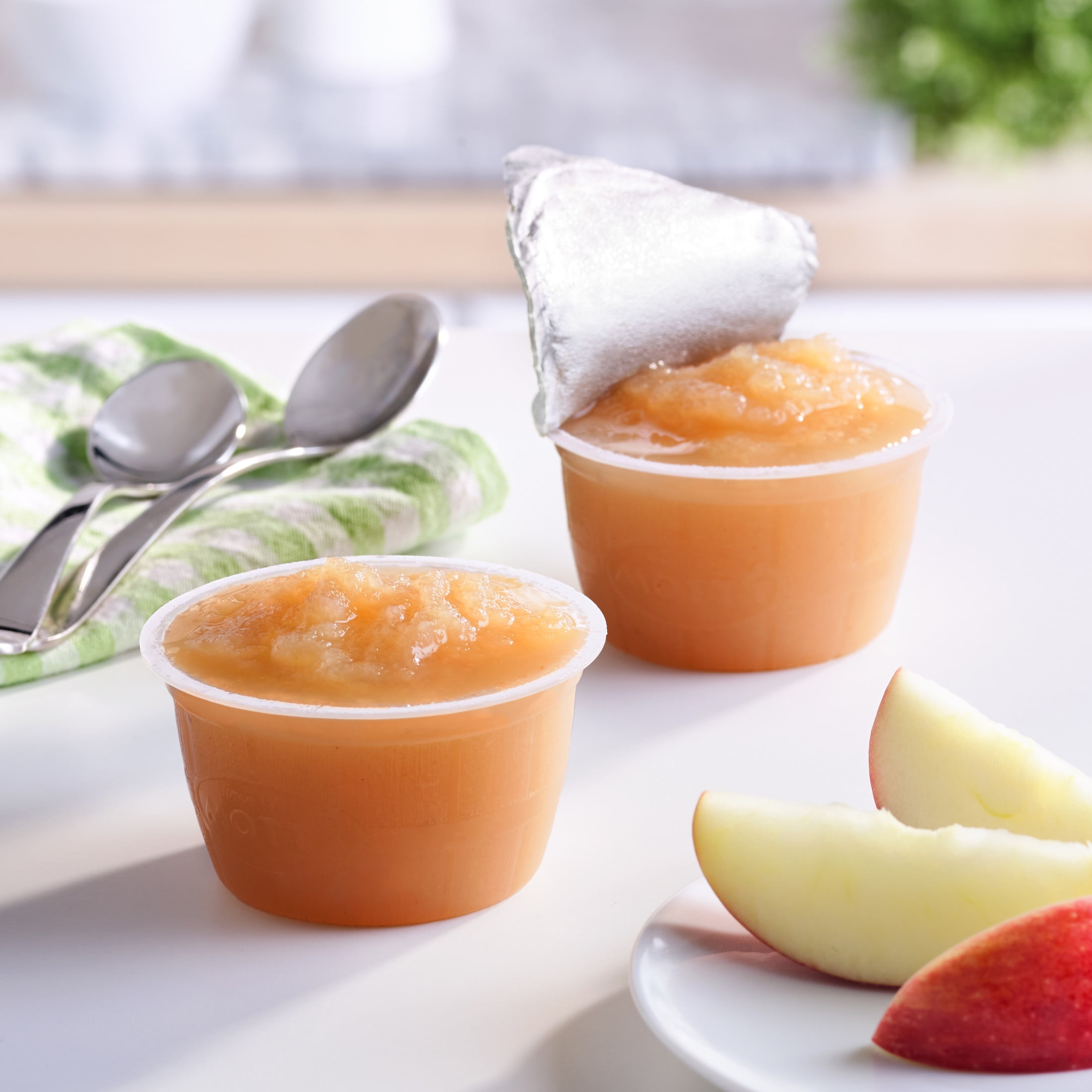(12 pack) Mott's Mango Peach Applesauce, 4 Ounce Cup, 6 Count